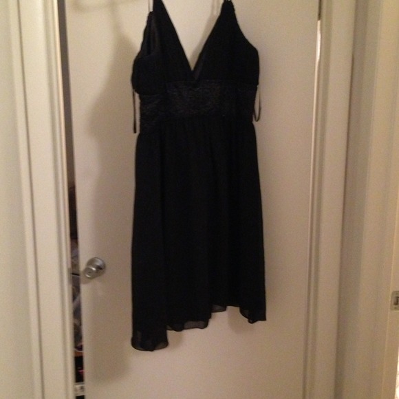 Beaded black dress - Picture 3 of 3
