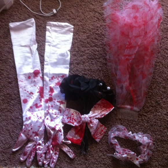 ✨SOLD✨Zombie bride Halloween costume