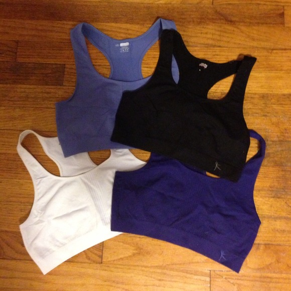 Danskin sports bras