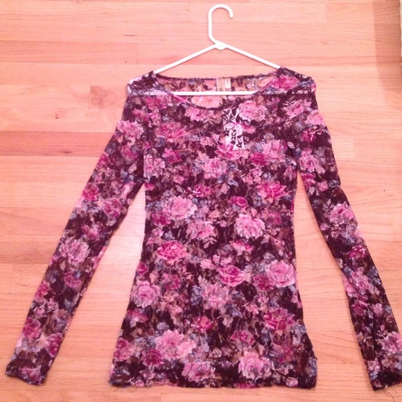 Long sleeve floral lace