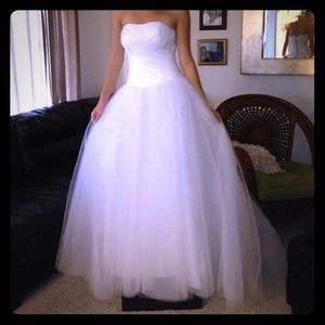 Vera wang inspired custom made wedding dress