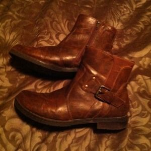 Brown ankle boots