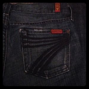 Mint condition dojo style 7 of all mankind jeans