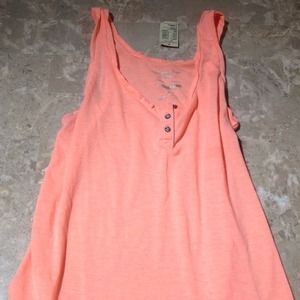 Brand new American Eagle tank XS runs a little big