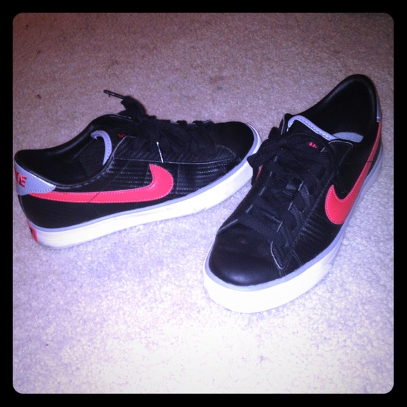 🚫TRADED WITH HPETRONG🚫 Nike Women's Sneakers