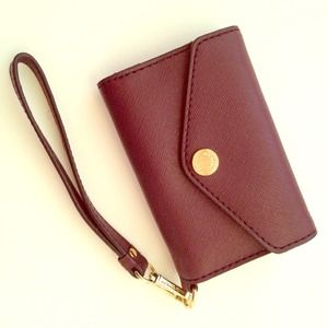 Michael Kors iPhone 4 & 4s Saffiano Wristlet