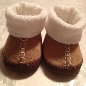 🚫SOLD IN BUNDLE🚫Infant boots