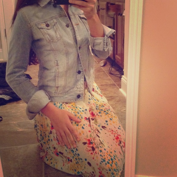 TRADED New Hollister Jean Jacket