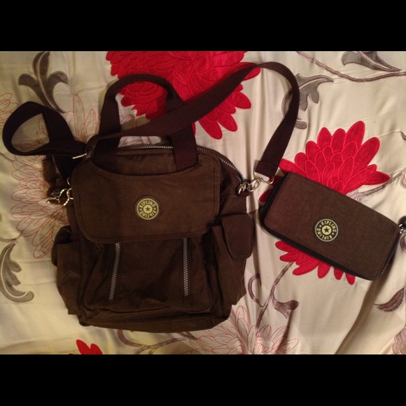 ***SOLD*** backpack-cross body & wallet NWOT