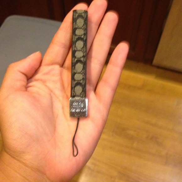 Coach cellphone landyard