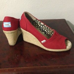 Toms wedges