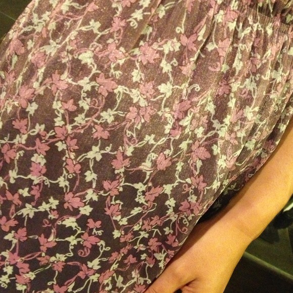 Purple floral dress with ruffle - Picture 3 of 3