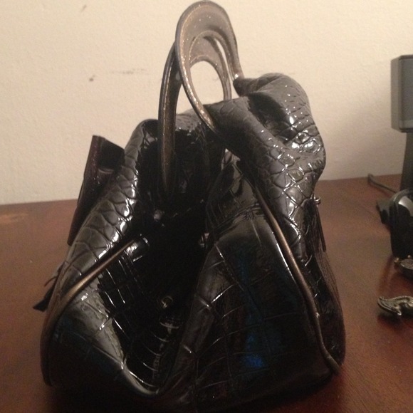 Handbag - Picture 2 of 2