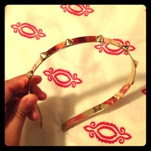 Metal gold headband with rocker spikes