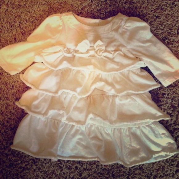 Baby Gap cream ruffle dress