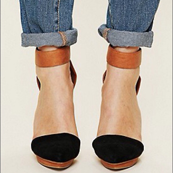 ❌📦 SOLD -- Free People Jeffrey Campbell Solitaire - Picture 3 of 4