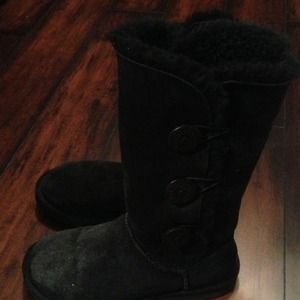 Real UGG  boots in black with side buttons