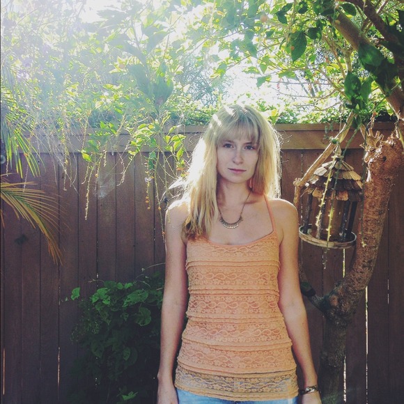 🚫BUNDLED🚫Peachy Lace Tank🍃