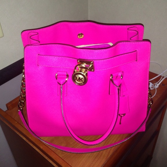 SOLD🚫🚫🚫Michael kors hot pink hamilton