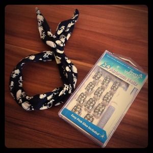 **gifted**24 skull nails & Skull hair band