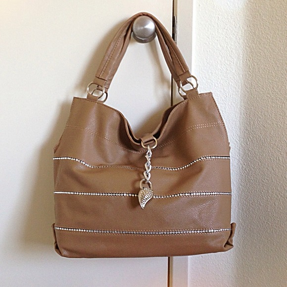 ❗🚫SOLD IN BUNDLE❗Honey Essence Handbag - Picture 2 of 4