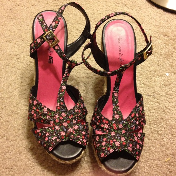 Black & Pink Floral Wedges