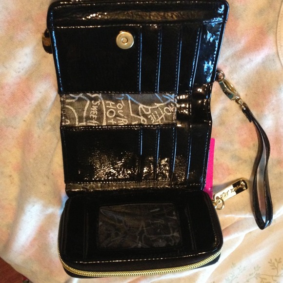 SOLD - Picture 2 of 4