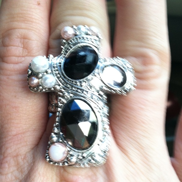 Cross ring fits any size
