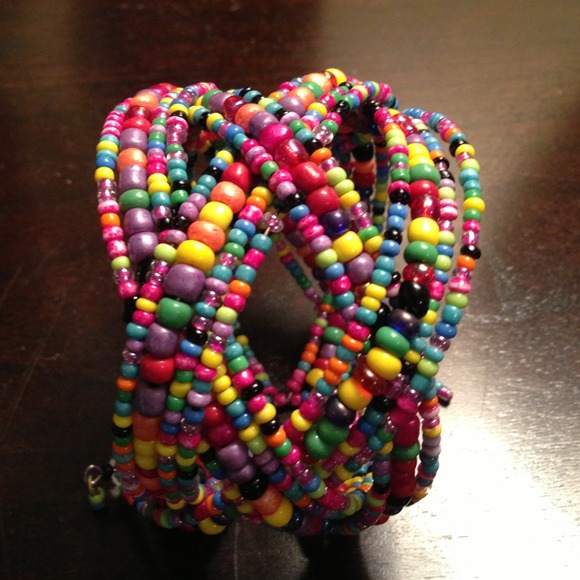 Beaded cuff bracelet - Picture 2 of 3