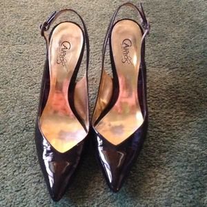 Carlos Santana stiletto pump patent black size 6