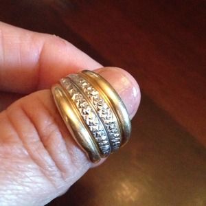 Y and W 14k Gold Cigar Ring !