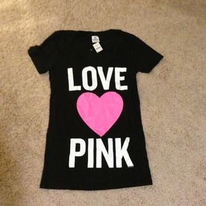 🚫SOLD🚫Victoria's Secret Pink T-Shirt