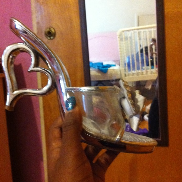 Gorgeous heart shaped heels