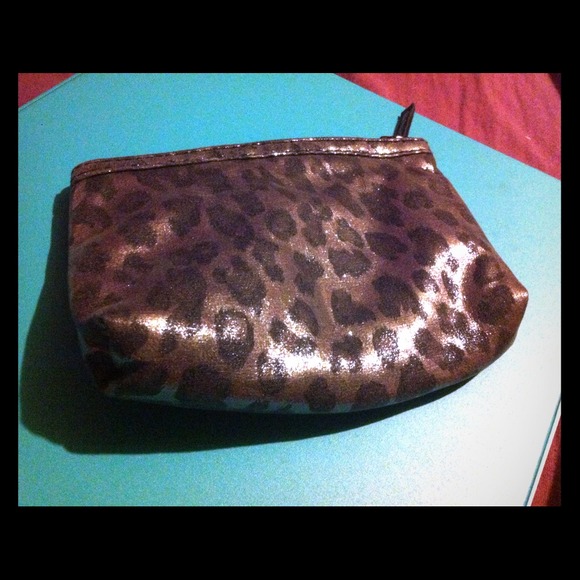 Cute and sparkly makeup bag!!