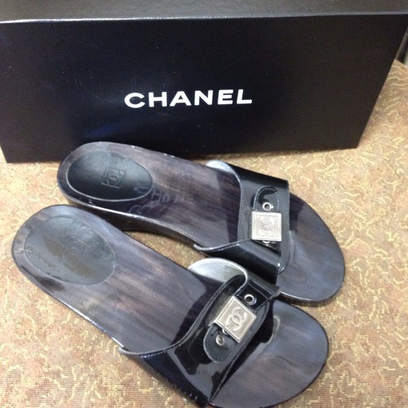 🌟Authentic🌟Chanel Clogs/Mules