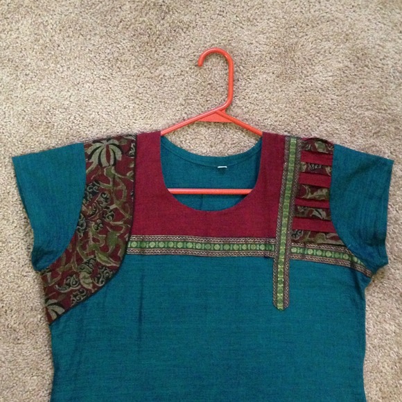 Kurti - Picture 2 of 3
