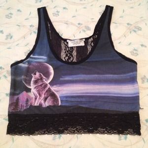 Cropped wolf tank
