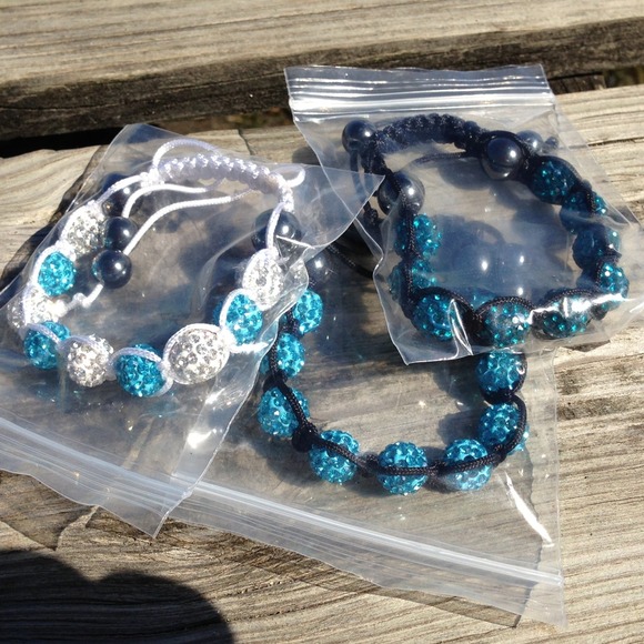 Pretty light teal sparkle Shamballa bracelet NEW ! - Picture 2 of 4