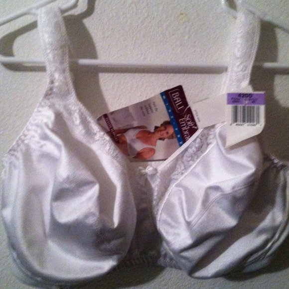 BALI Wire Free "Soft Embrace" Bra
