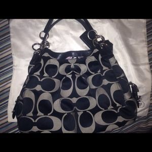 Authentic coach purse!! ❗️PRICE REDUCED❗️