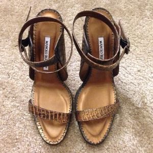 Manolo Blahnik Strappy Heels!