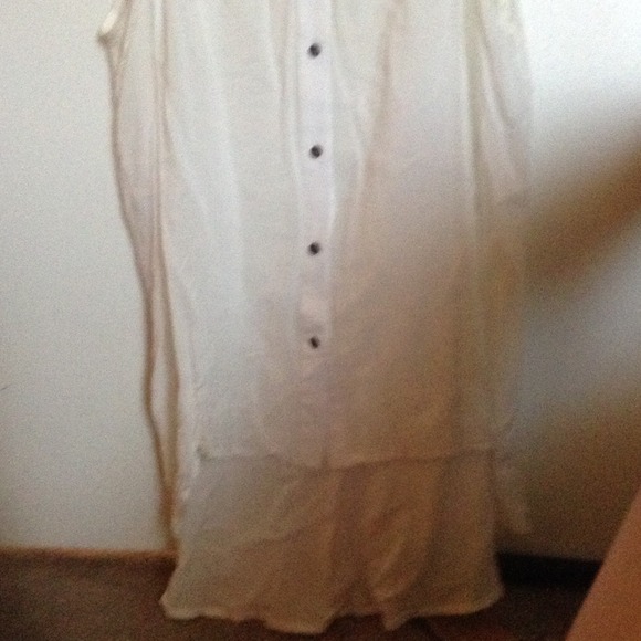 White tank top - Picture 2 of 2