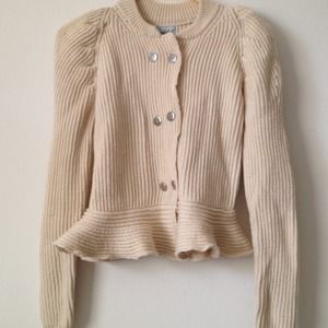 cute beige sweaters！