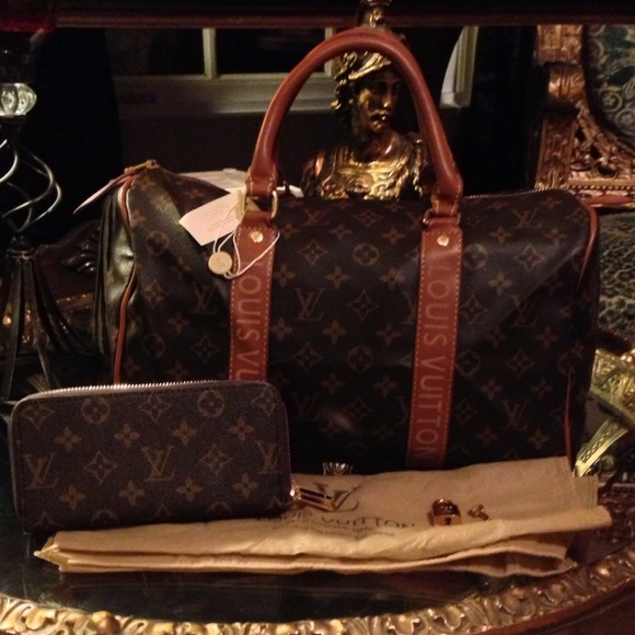 Louis Vuitton Handbags - Cowhide Leather LV Set