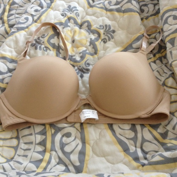 ️✂️PRICE CUT Nude push up bra 38C