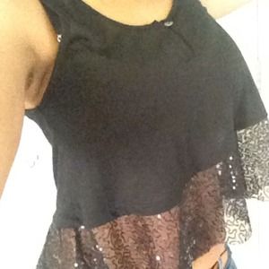 ✨Very cute✨ Never worn!