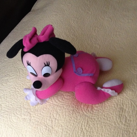Minnie . Touch'n Crawl🎈SOLD🎈