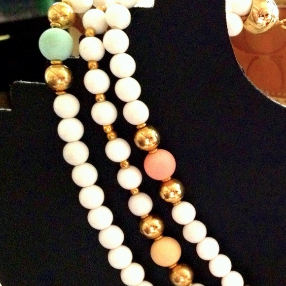 VINTAGE ORIGINAL ALABASTER NECKLACE - Picture 2 of 2