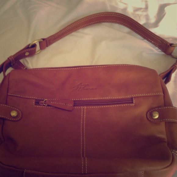Brand new stone mountain purse genuine leather