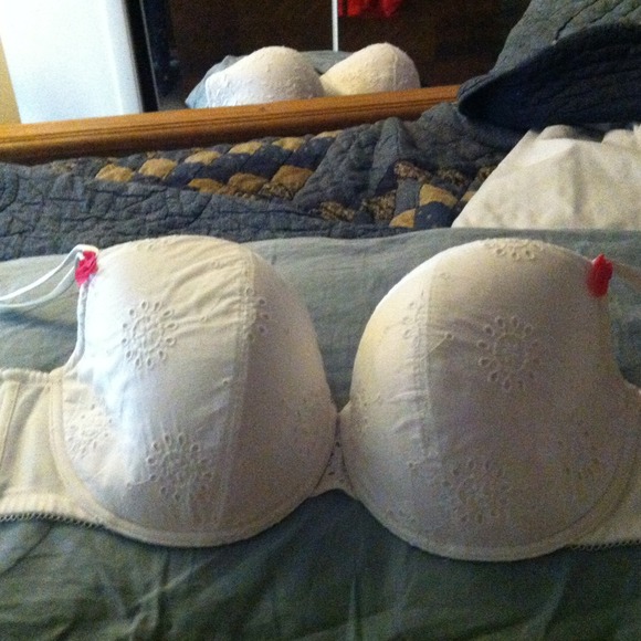 Two great bras white and purple* reduced*